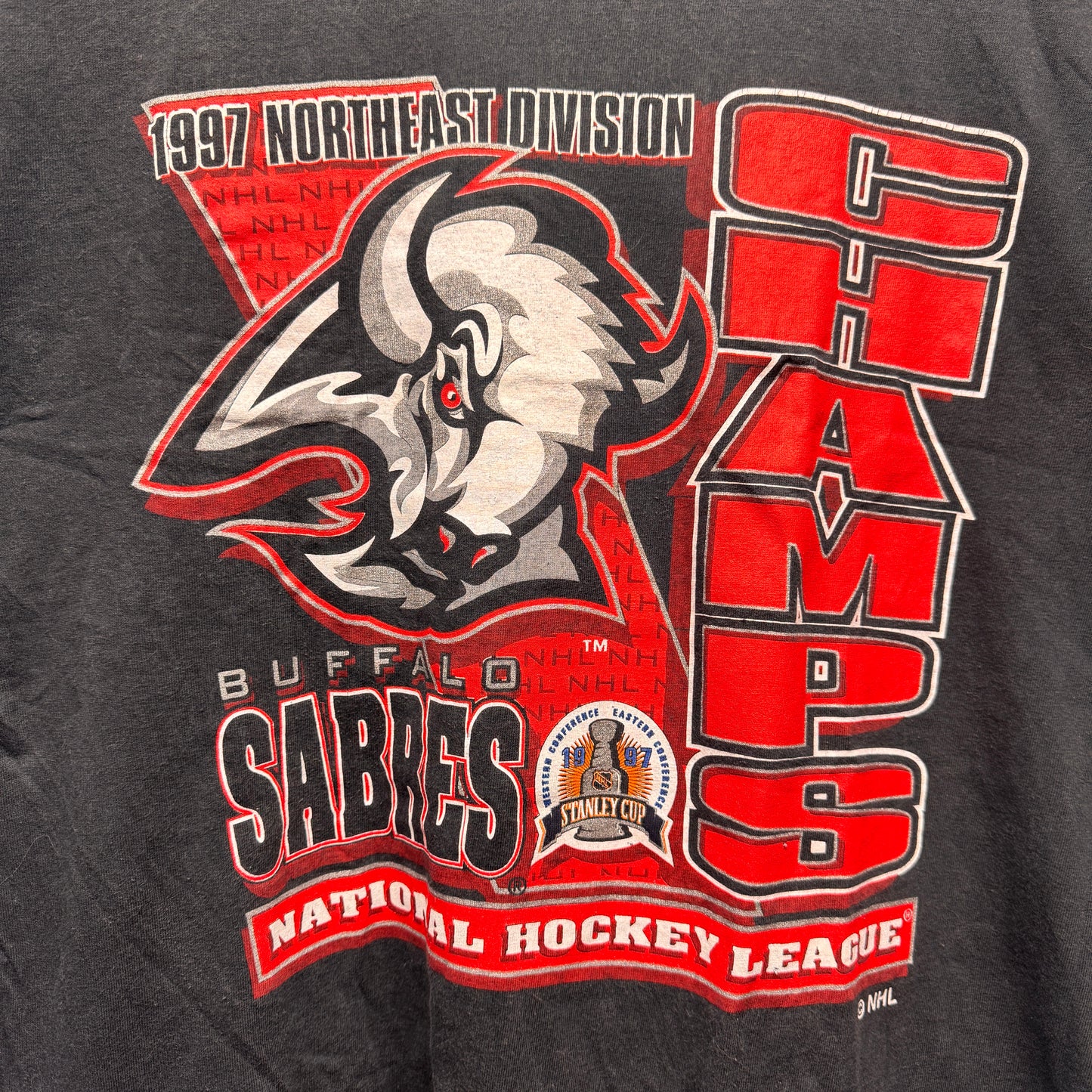 Vintage Buffalo Sabres 1997 Northeast Division Champions Shirt XL