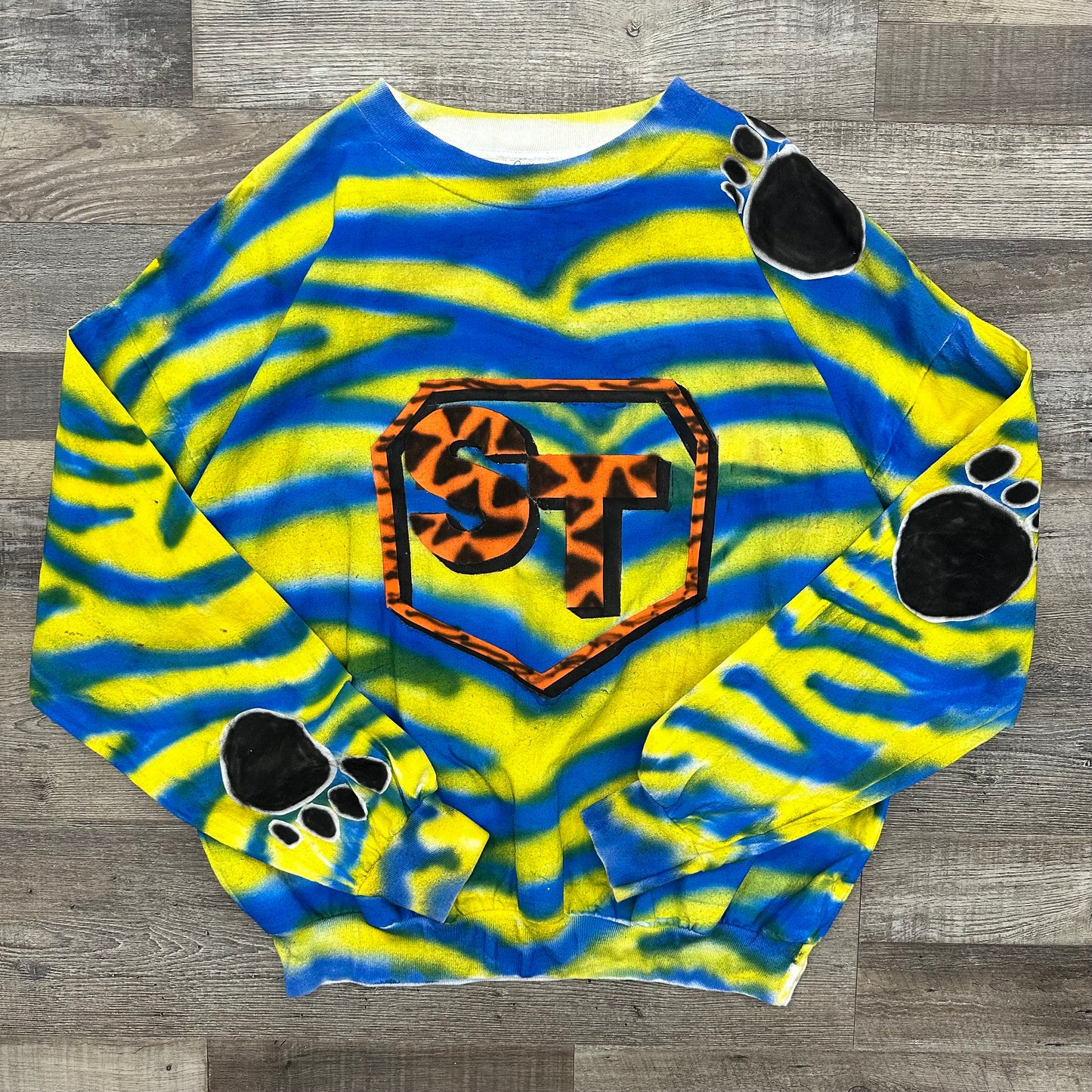 Vintage Buffalo Sabres Custom Sabre Tooth Long Sleeve Shirt XL