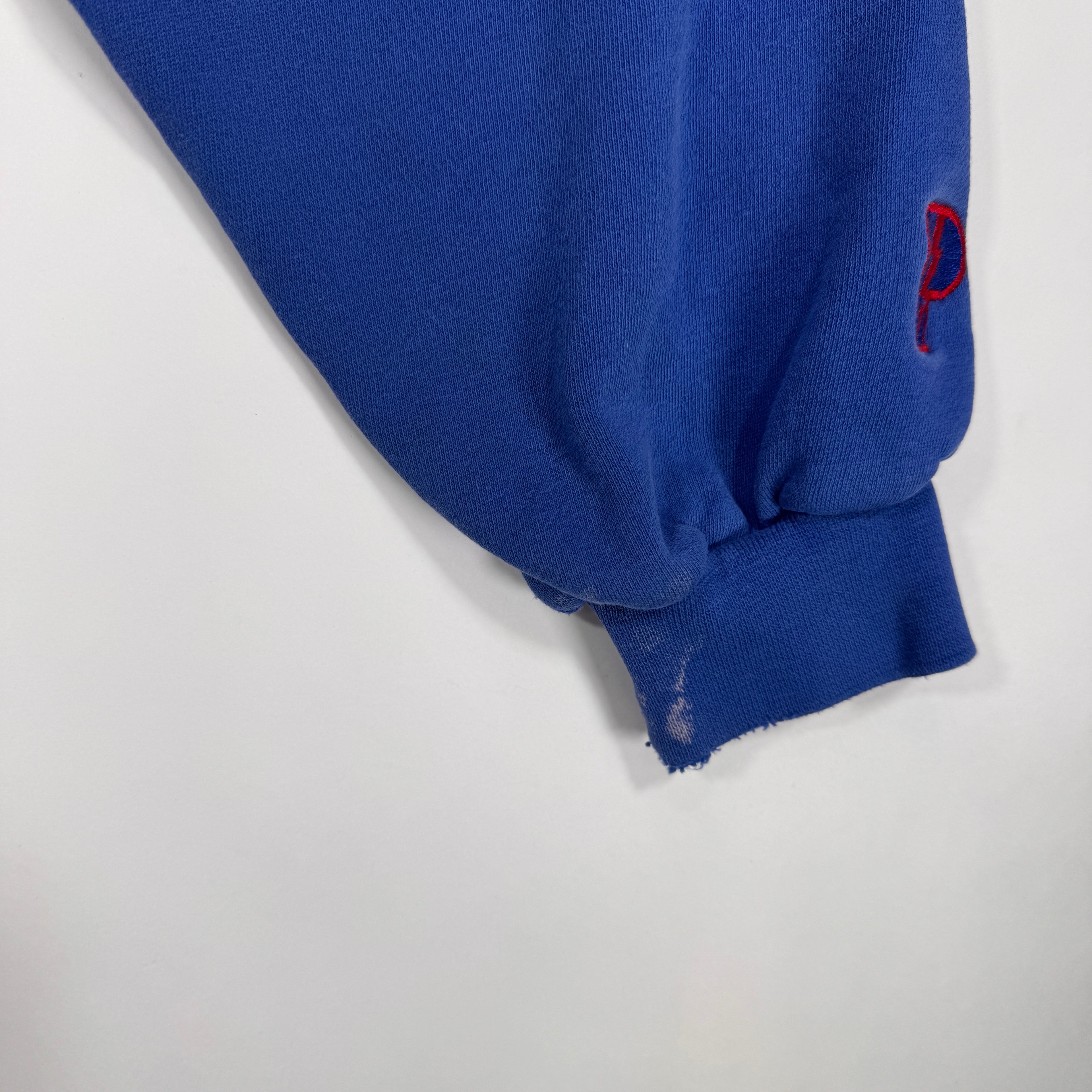 Vintage Buffalo Bills Embroidered Cropped Crewneck Sweatshirt Large