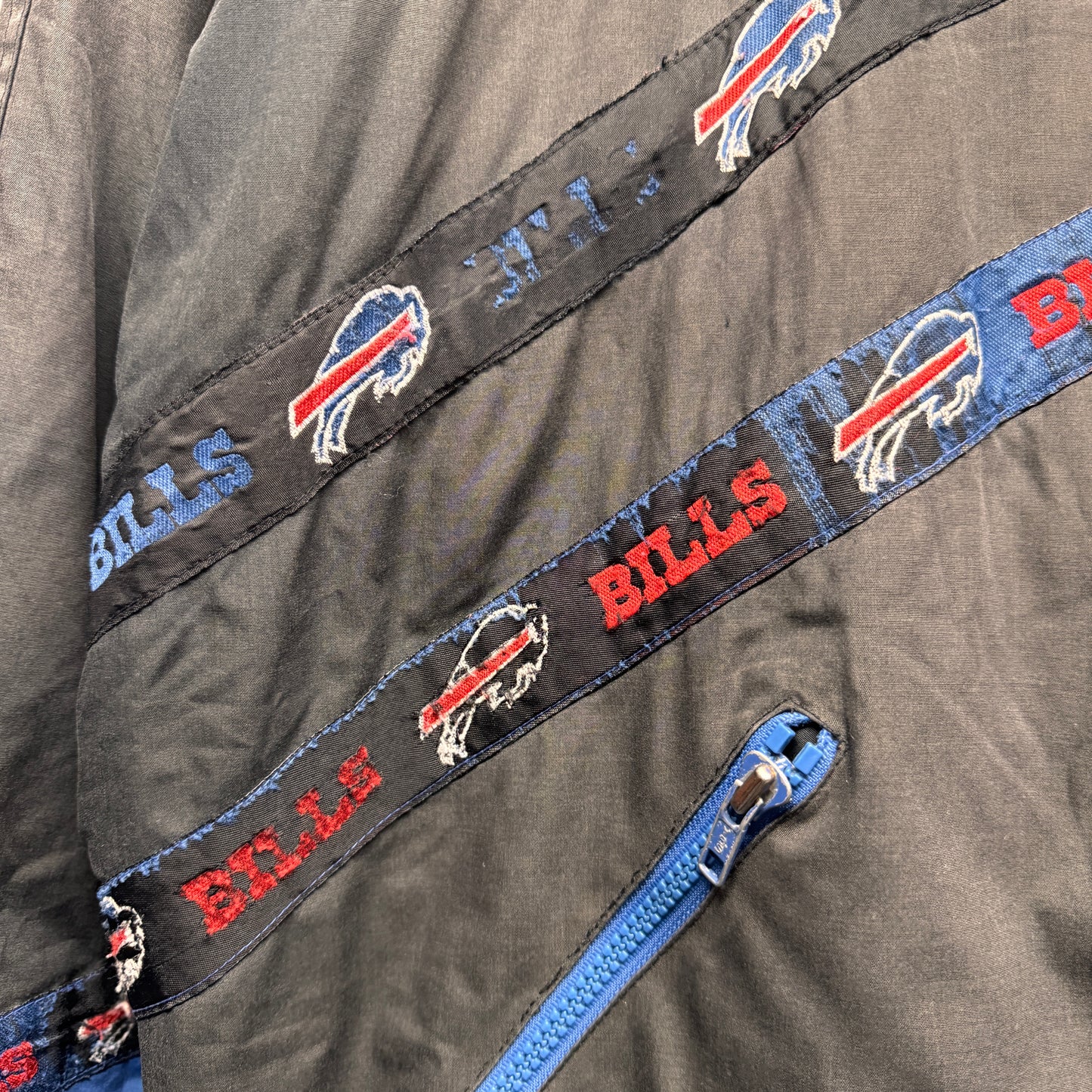 Vintage Buffalo Bills Zip Up Puffer Jacket Large