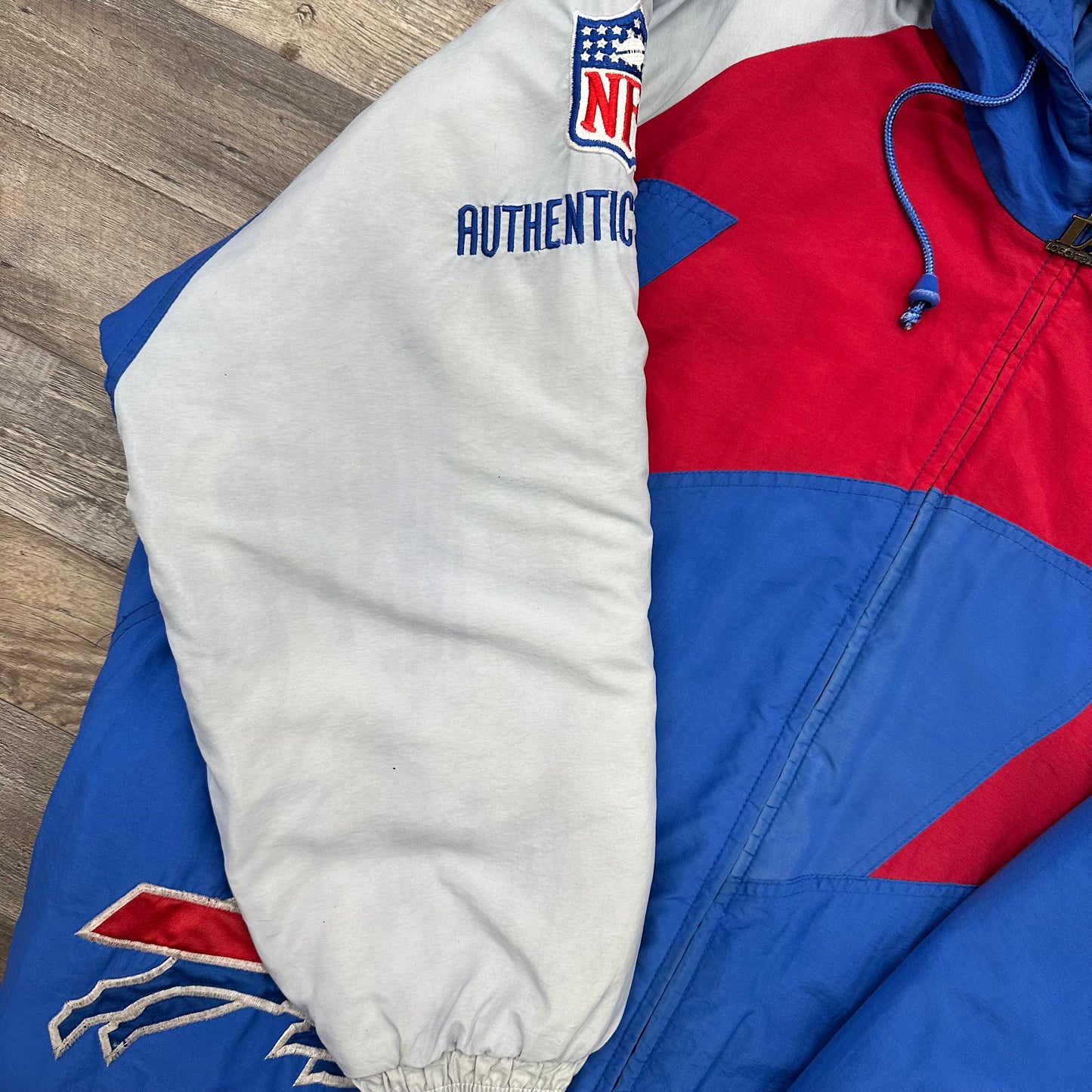 Vintage Buffalo Bills Sharktooth Puffer Jacket Large