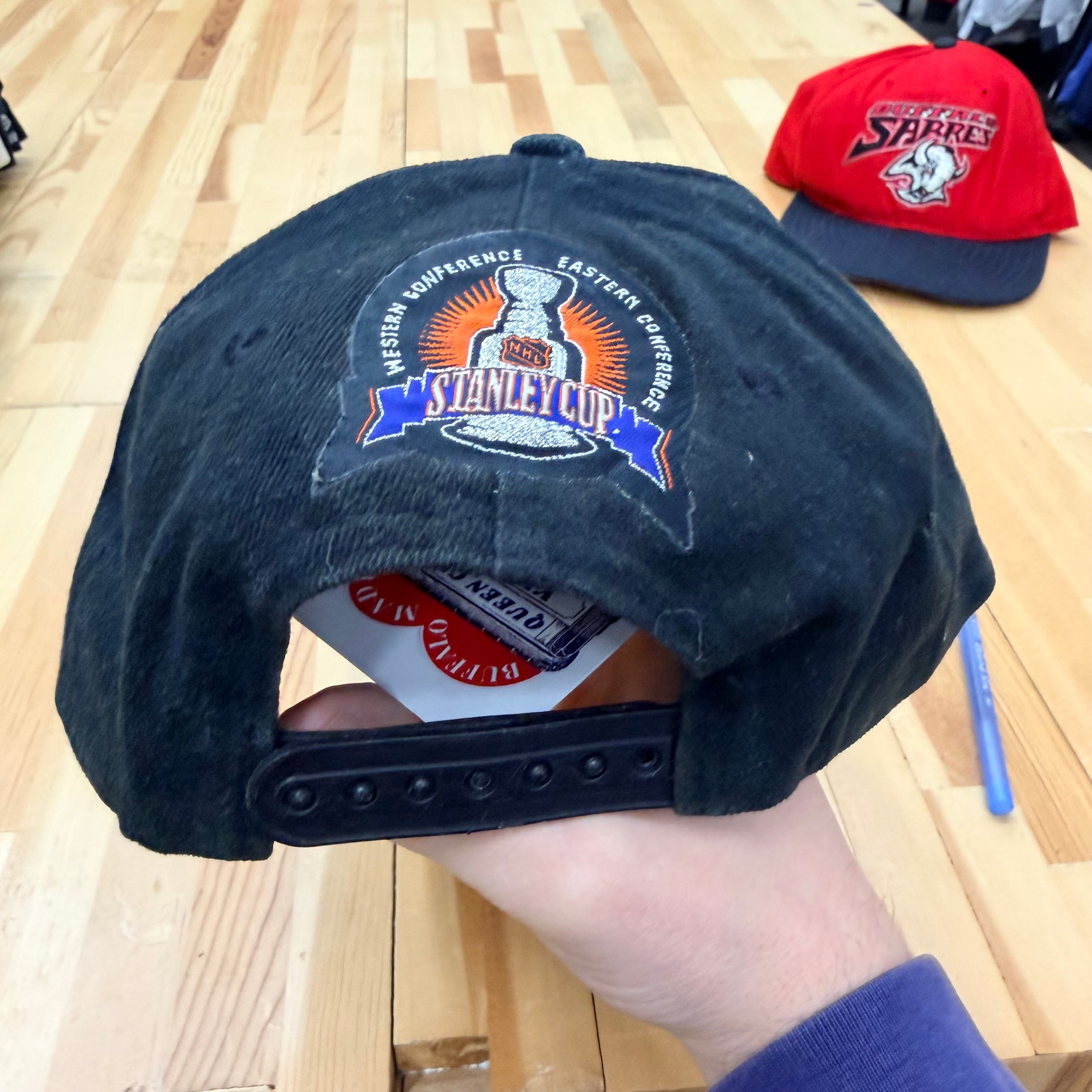 Vintage Buffalo Sabres Stanley Cup Hat