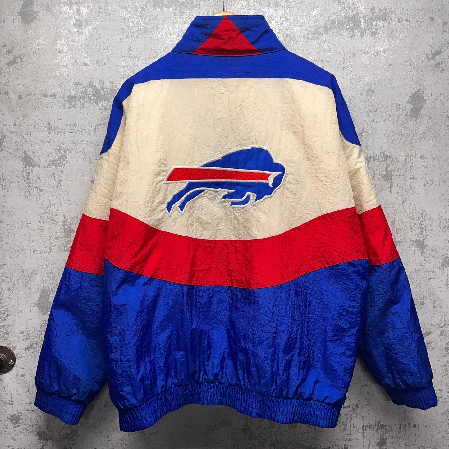 Vintage Buffalo Bills Apex Wave Puffer Jacket XL