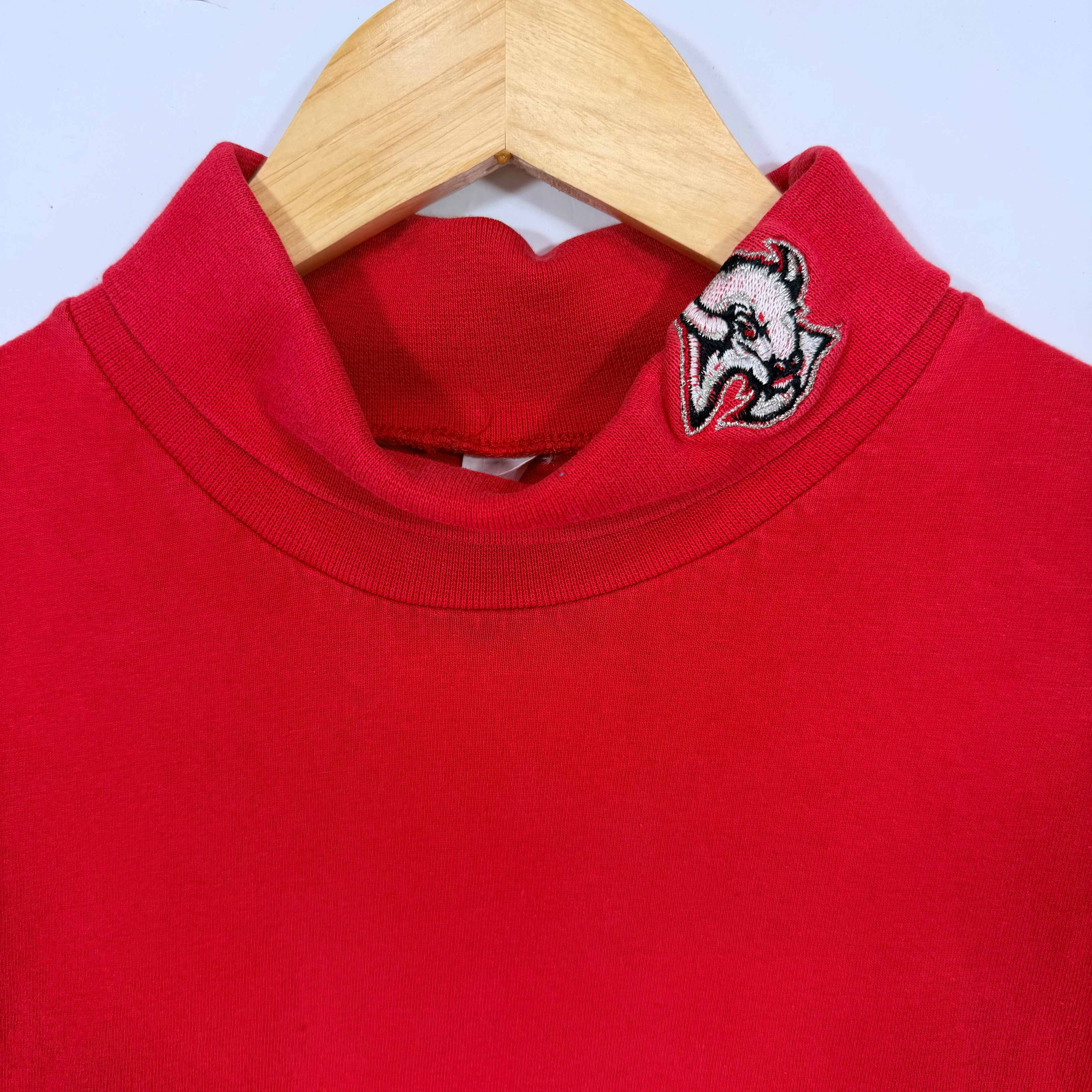 Vintage Buffalo Sabres Red Turtleneck Shirt Large