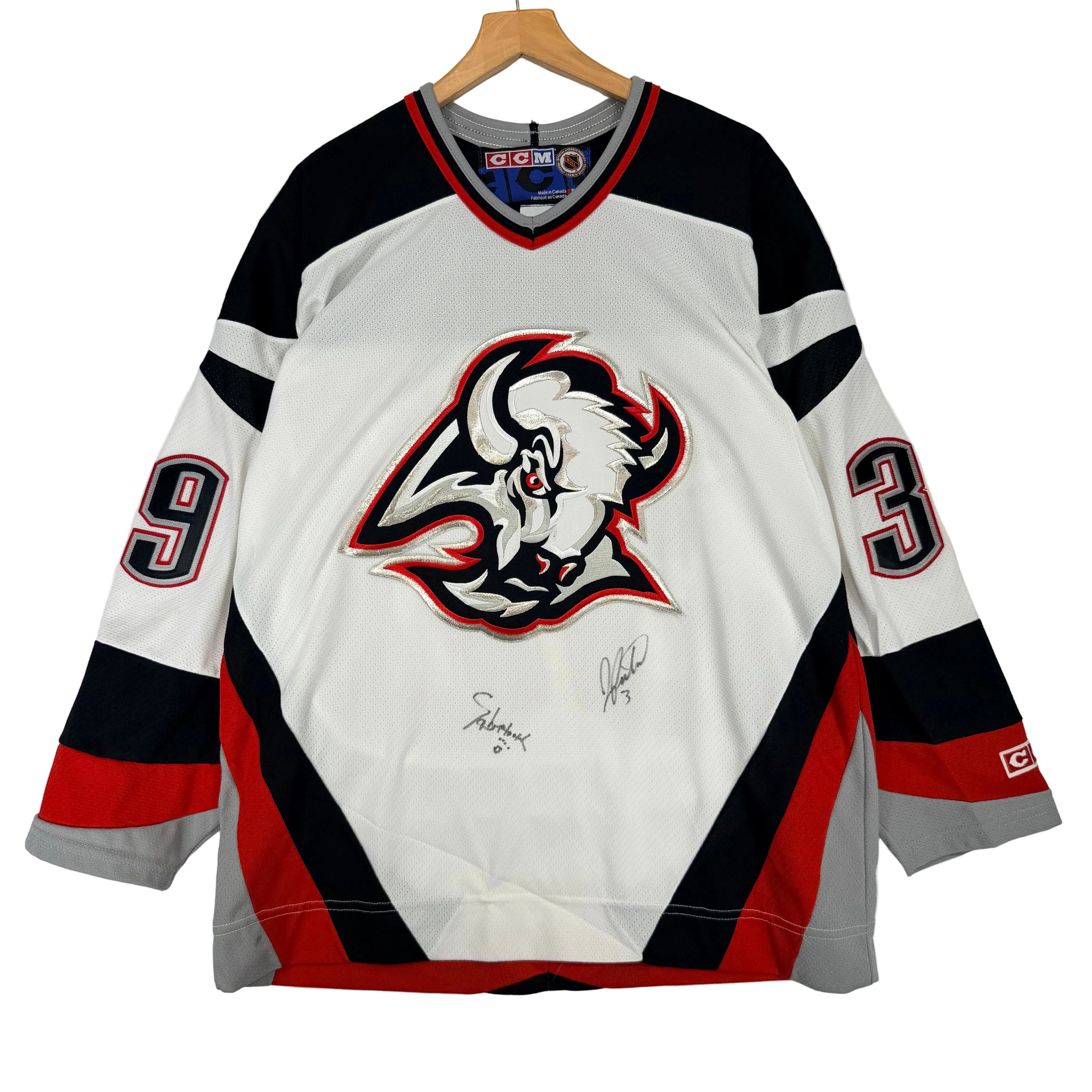 Vintage Buffalo Sabres Hasek Jersey Medium