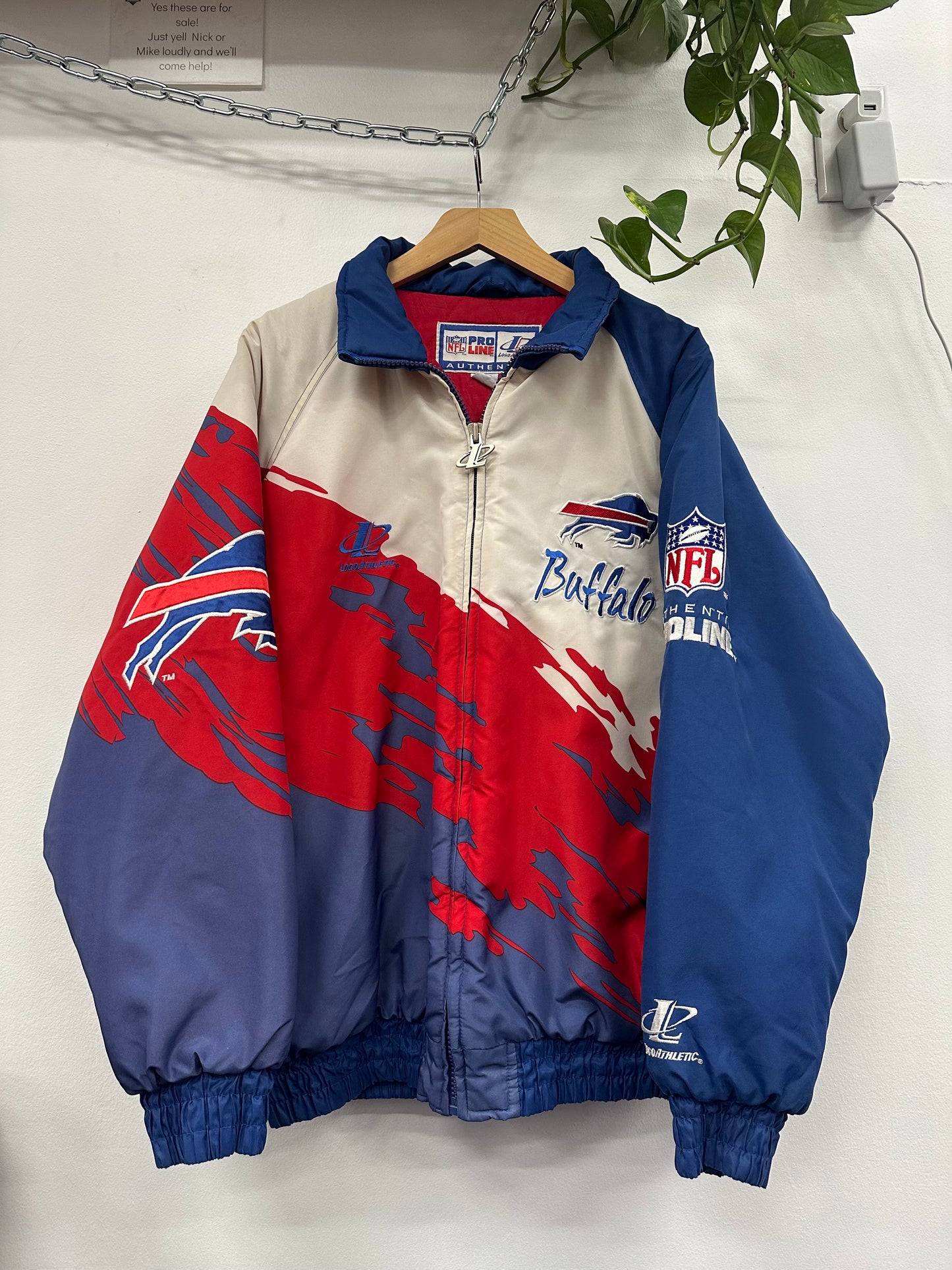 Vintage Buffalo Bills Paint Splash Winter Jacket Large