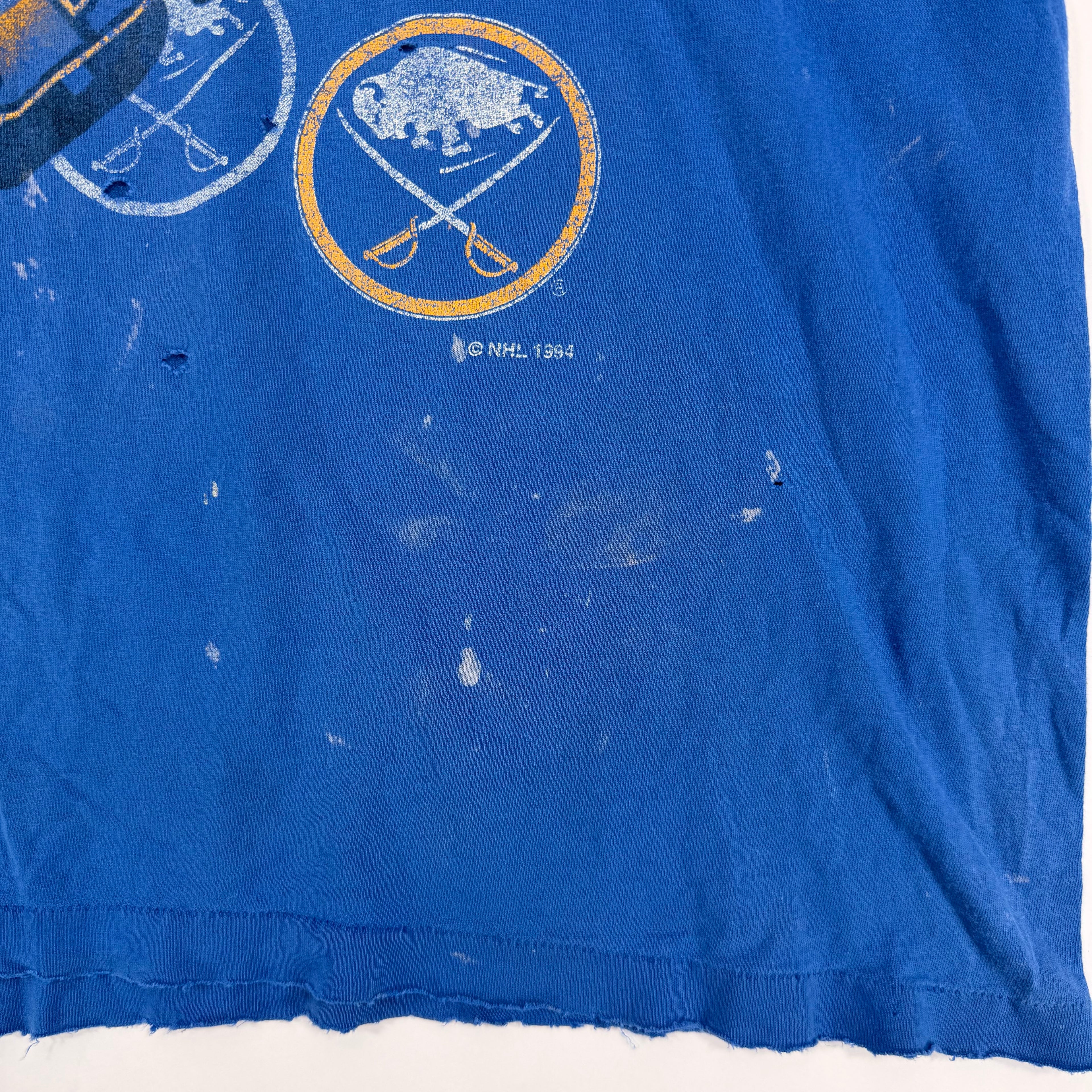 Vintage Buffalo Sabres Thrashed Shirt XL