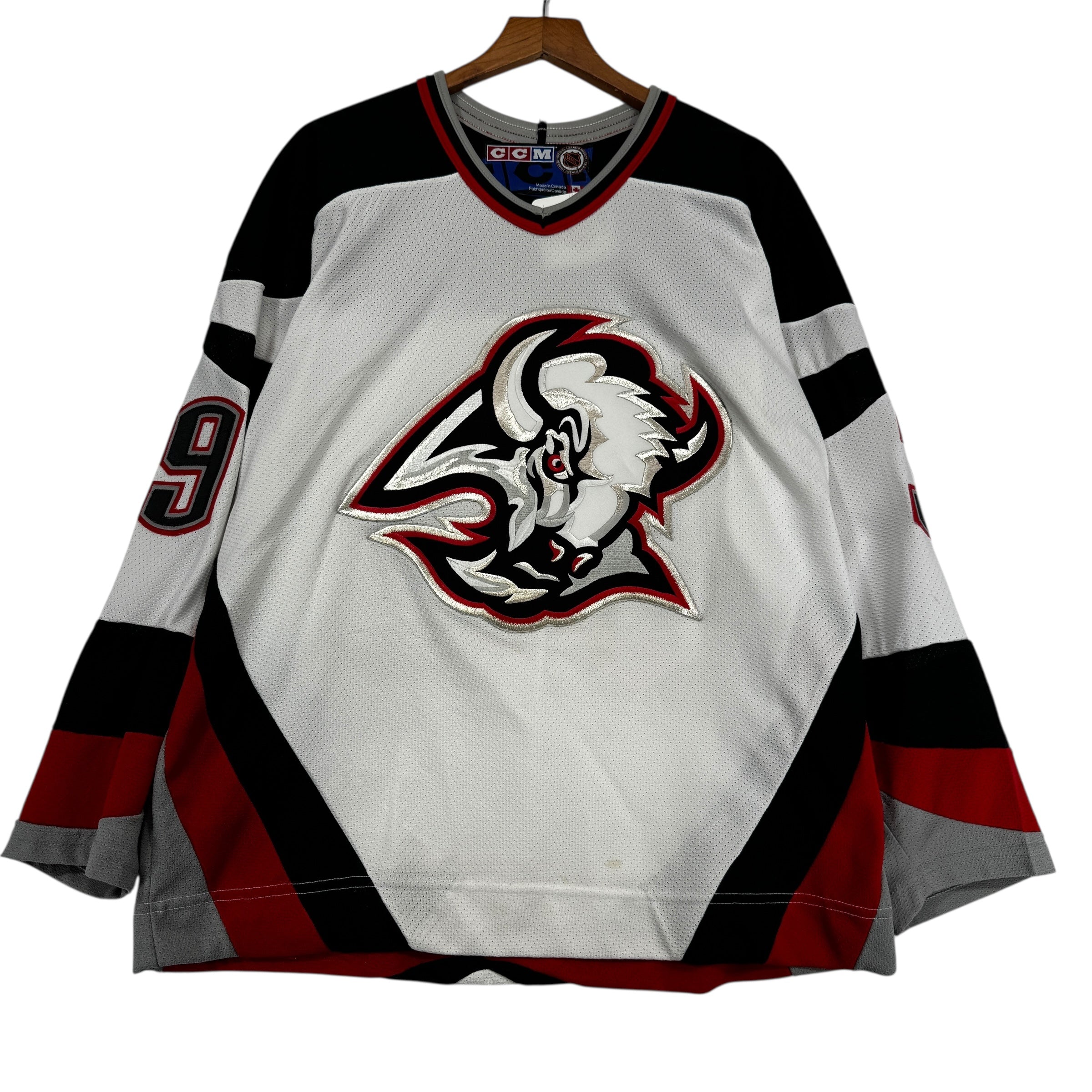 Vintage Buffalo Sabres Dominik Hasek Jersey Shirt Medium