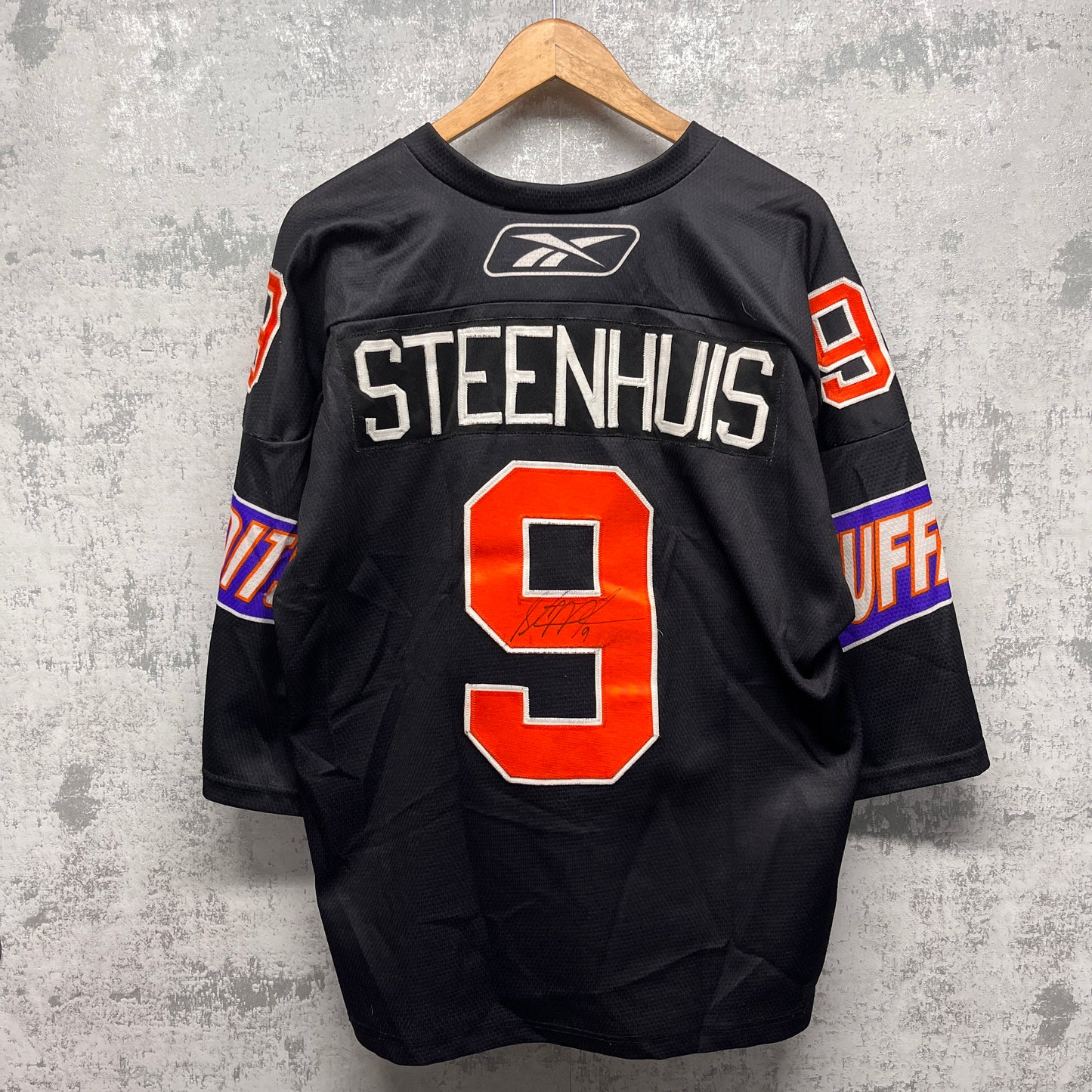 Vintage Buffalo Bandits Steenhuis #9 Signed Jersey Medium/Large