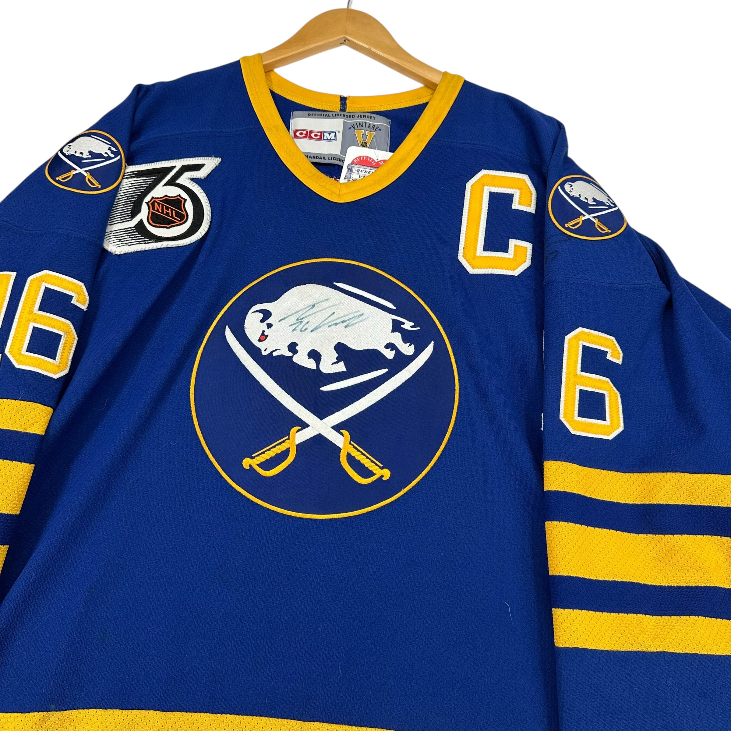 Vintage Buffalo Sabres Lafontaine Jersey XL