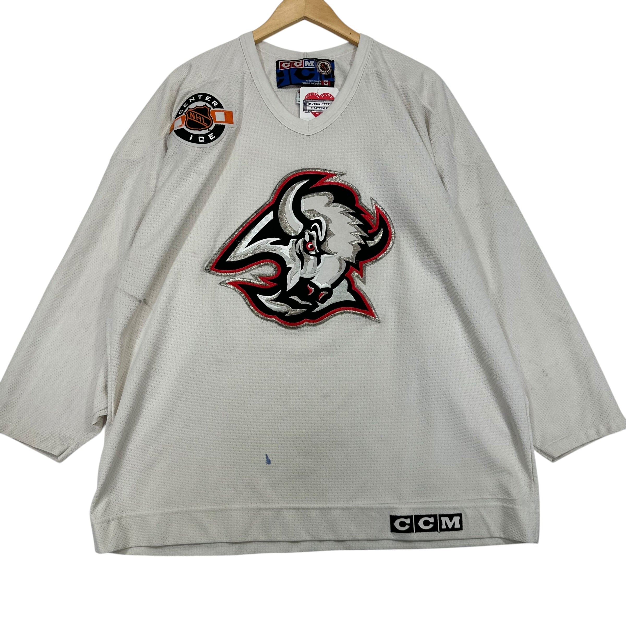 Vintage Buffalo Sabres White Practice Jersey