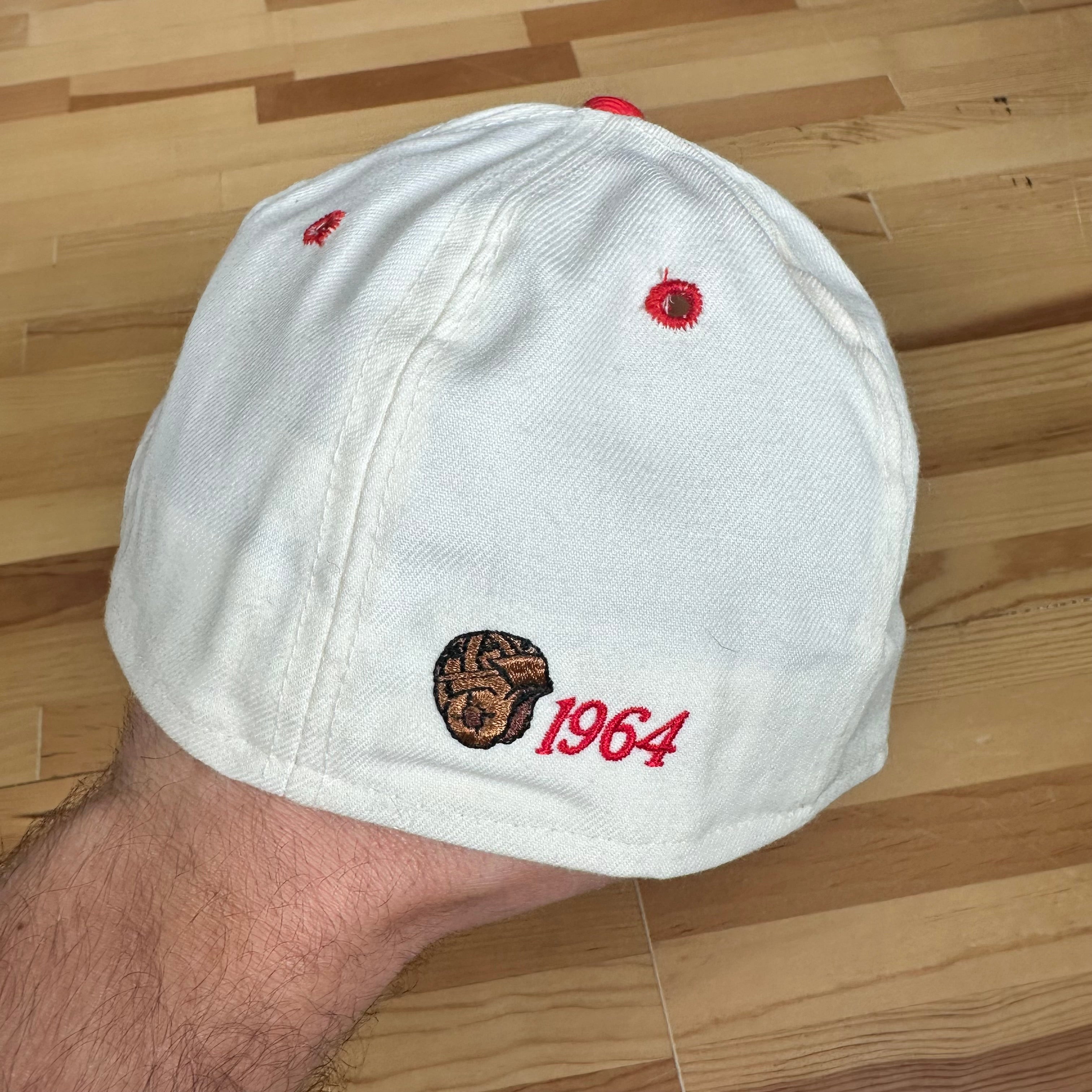 Vintage Buffalo Bills Standing Buffalo 7 1/8 Fitted Hat