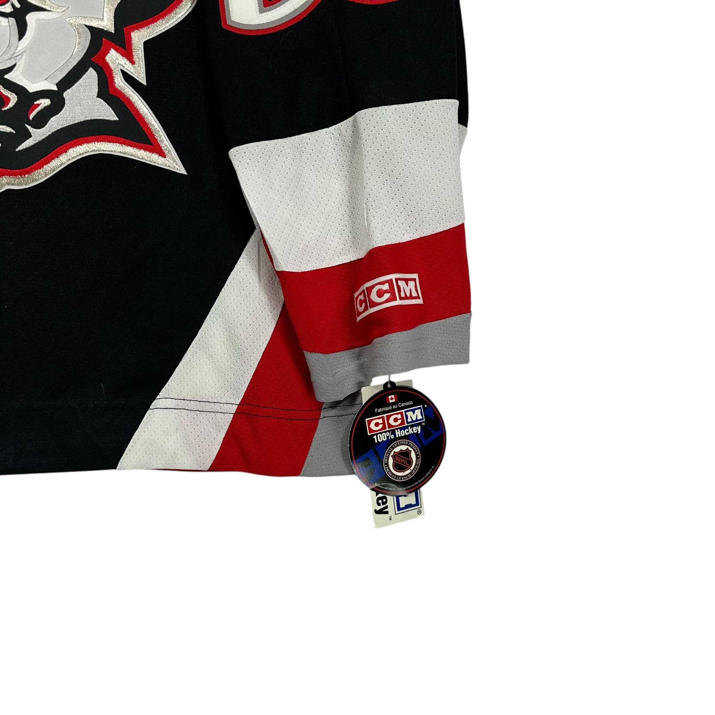 Vintage Buffalo Sabres Signed Dominik Hasek Jersey Small