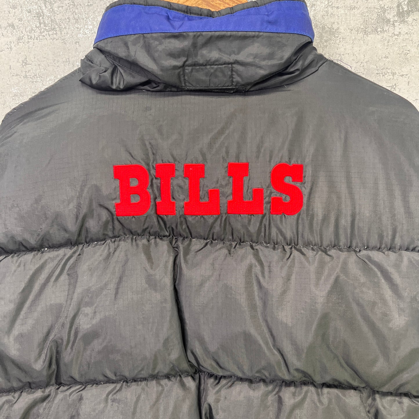 Vintage Buffalo Bills Pro Player Down Filled Puffer Jacket Large