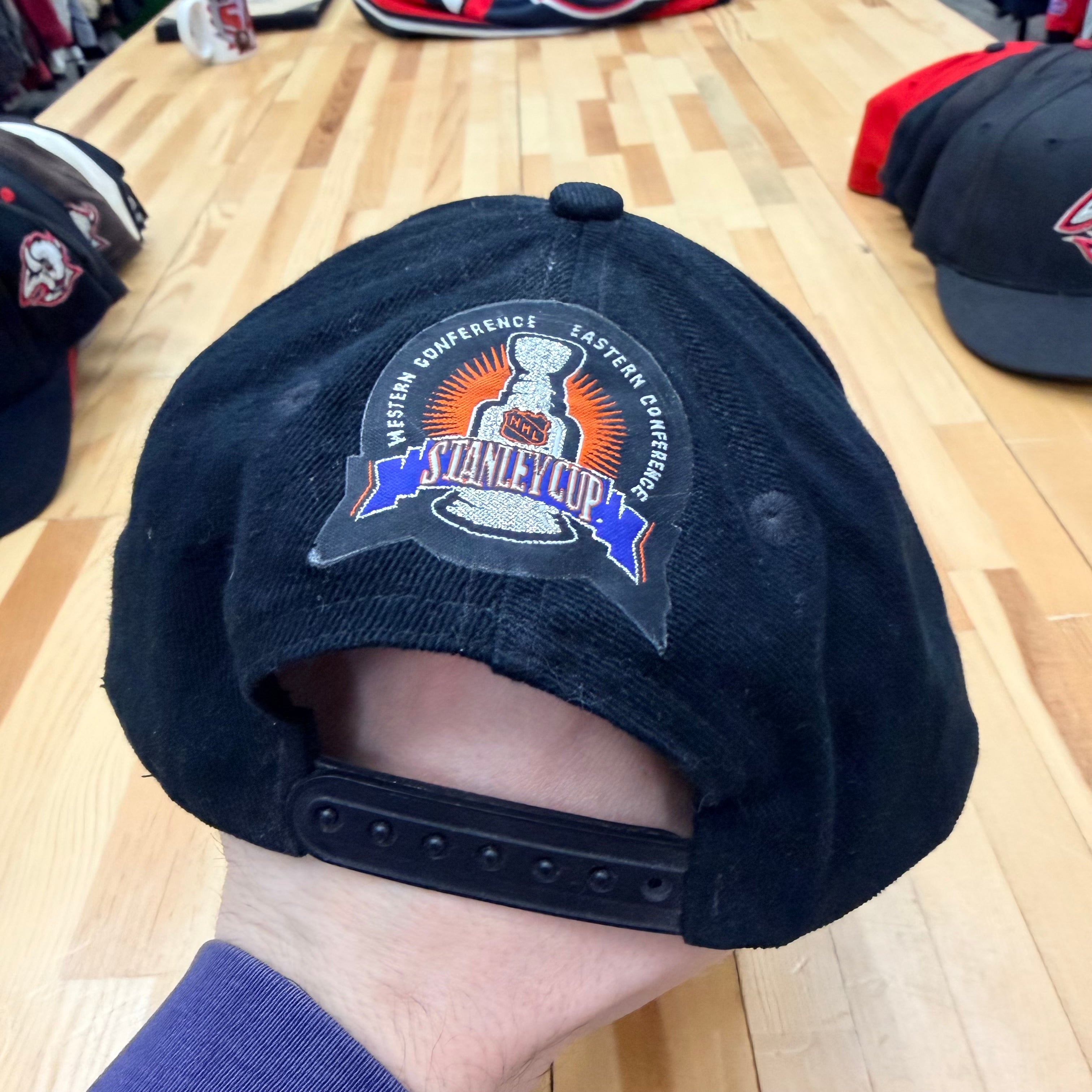 Vintage Buffalo Sabres Stanley Cup Hat