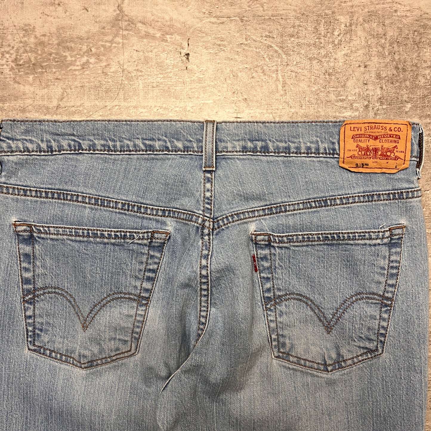 Levi’s Boot Cut Pants Size 32