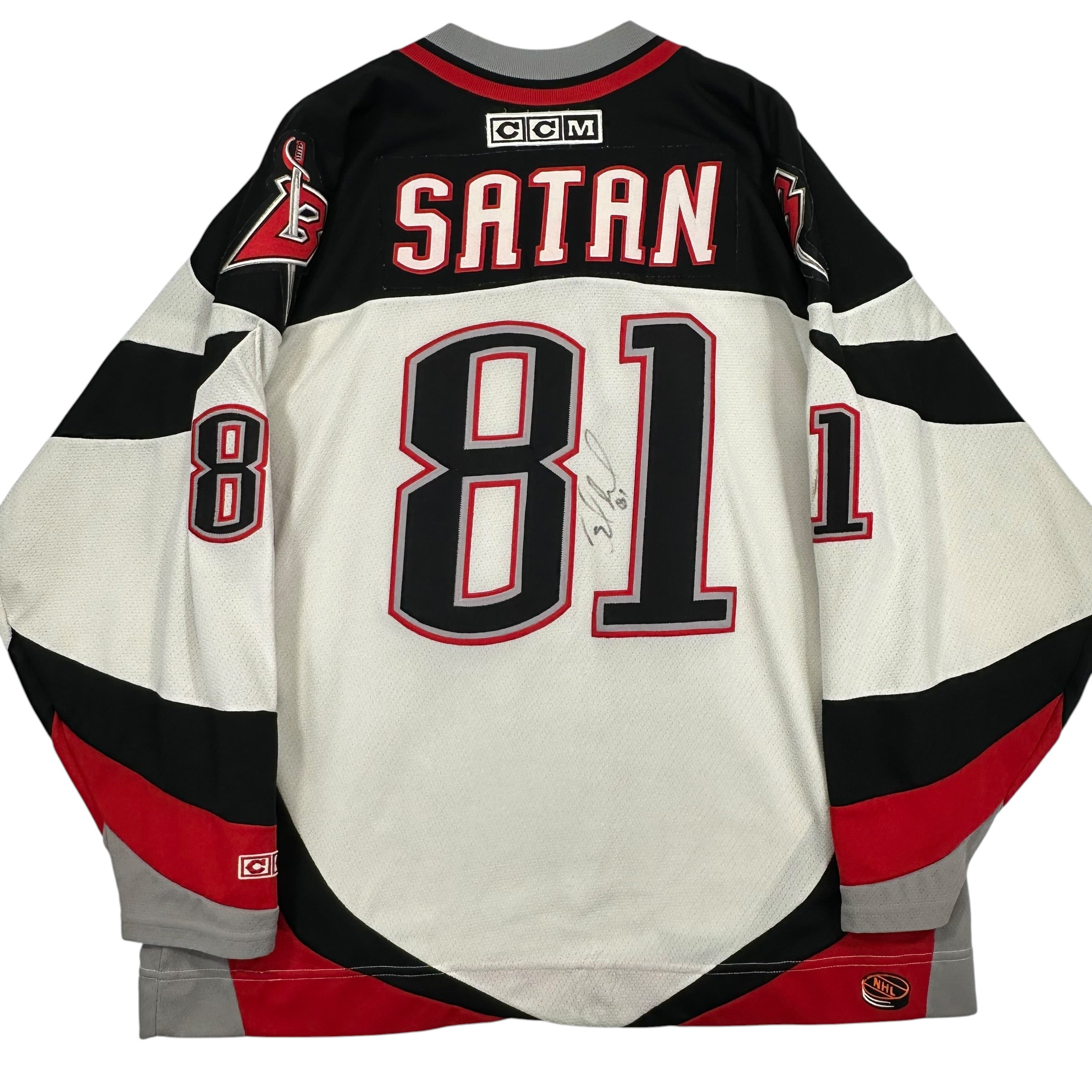 Vintage Buffalo Sabres Signed Satan Jersey XL
