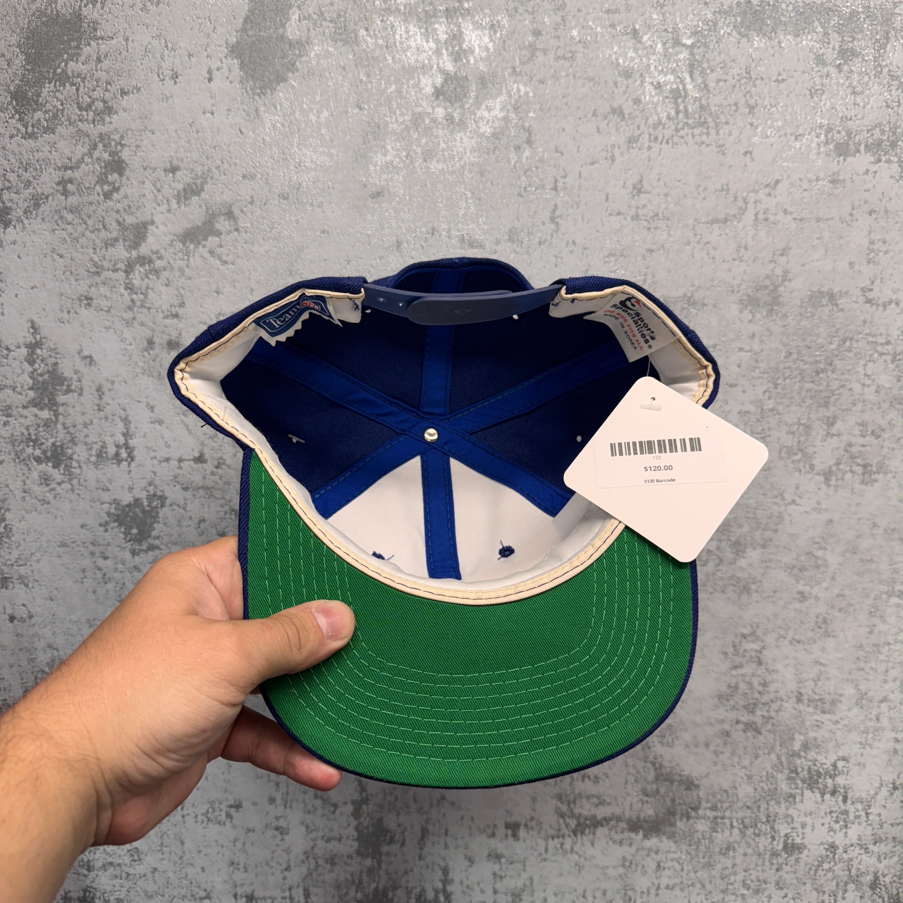 Vintage Buffalo Bills Deadstock Script Snapback Hat