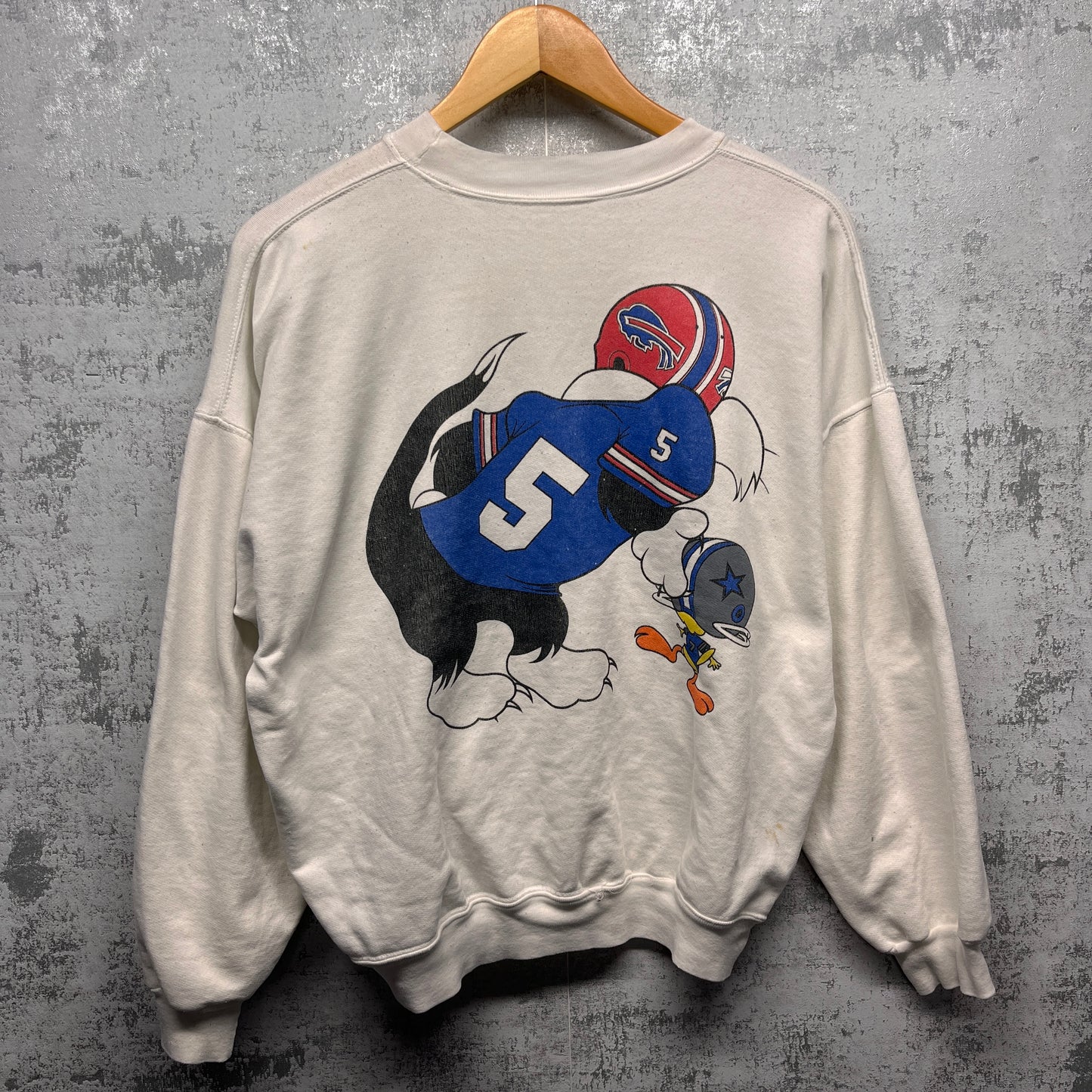 Vintage Buffalo Bills Looney Tunes Sylvester Tweety Sweatshirt Medium