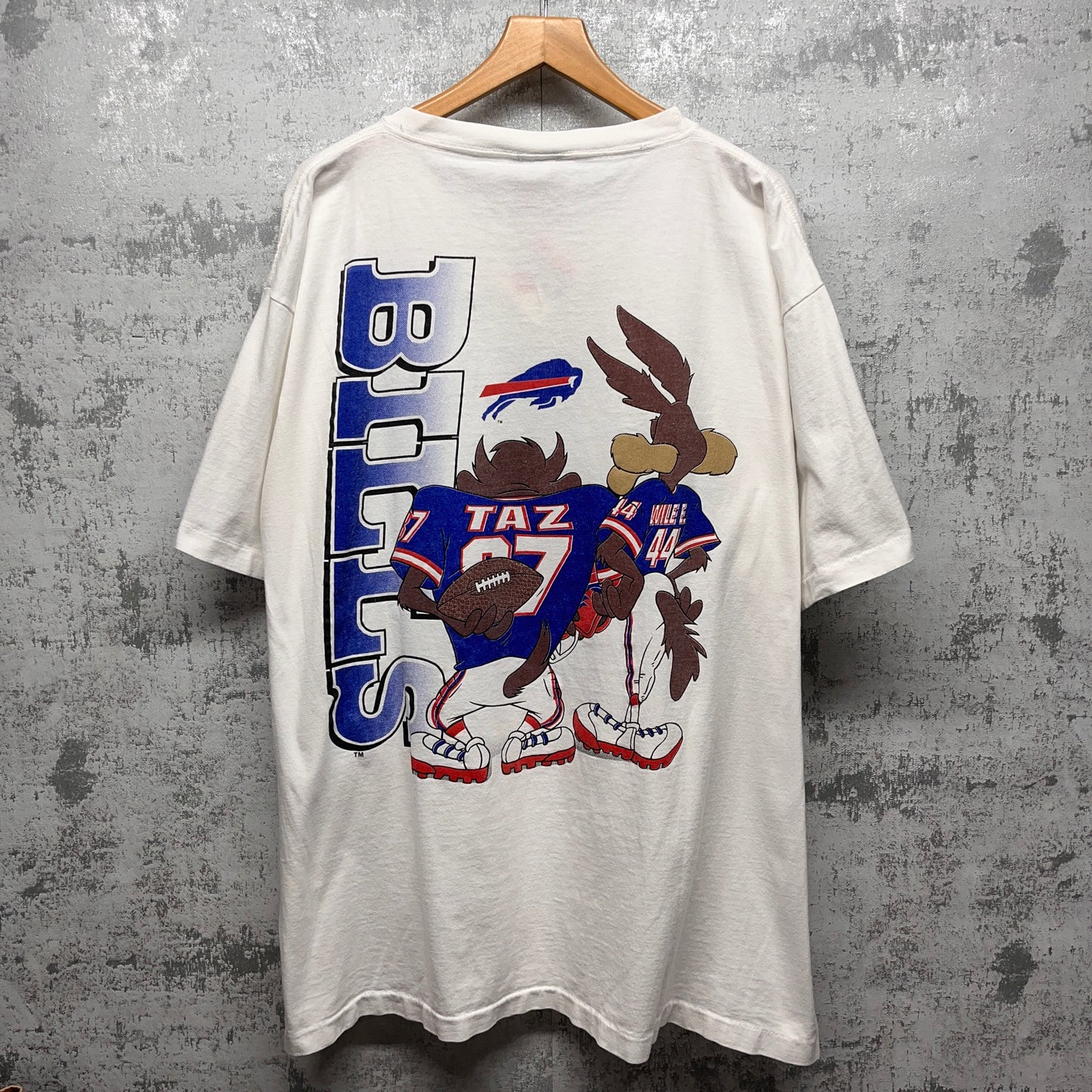 Vintage Buffalo Bills Looney Tunes Cartoon Shirt XXL