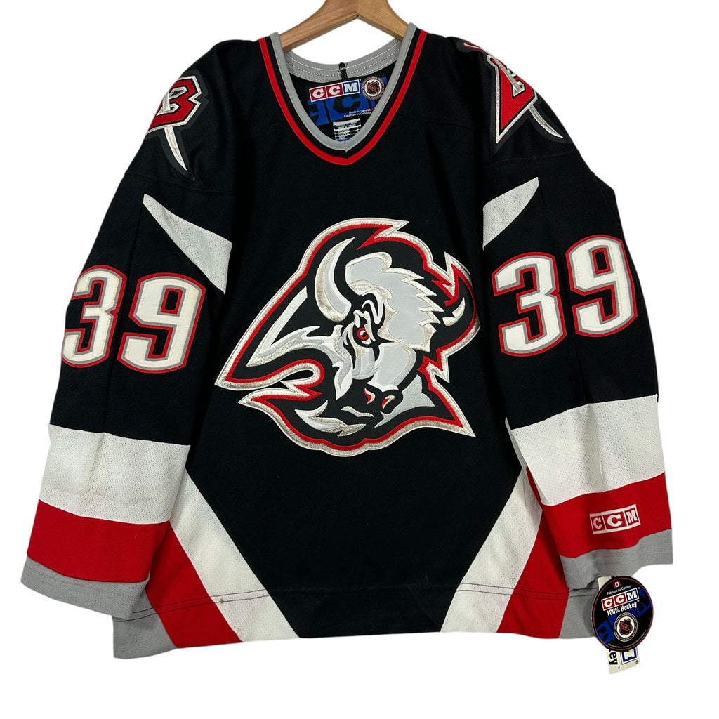 Vintage Buffalo Sabres Signed Dominik Hasek Jersey Small