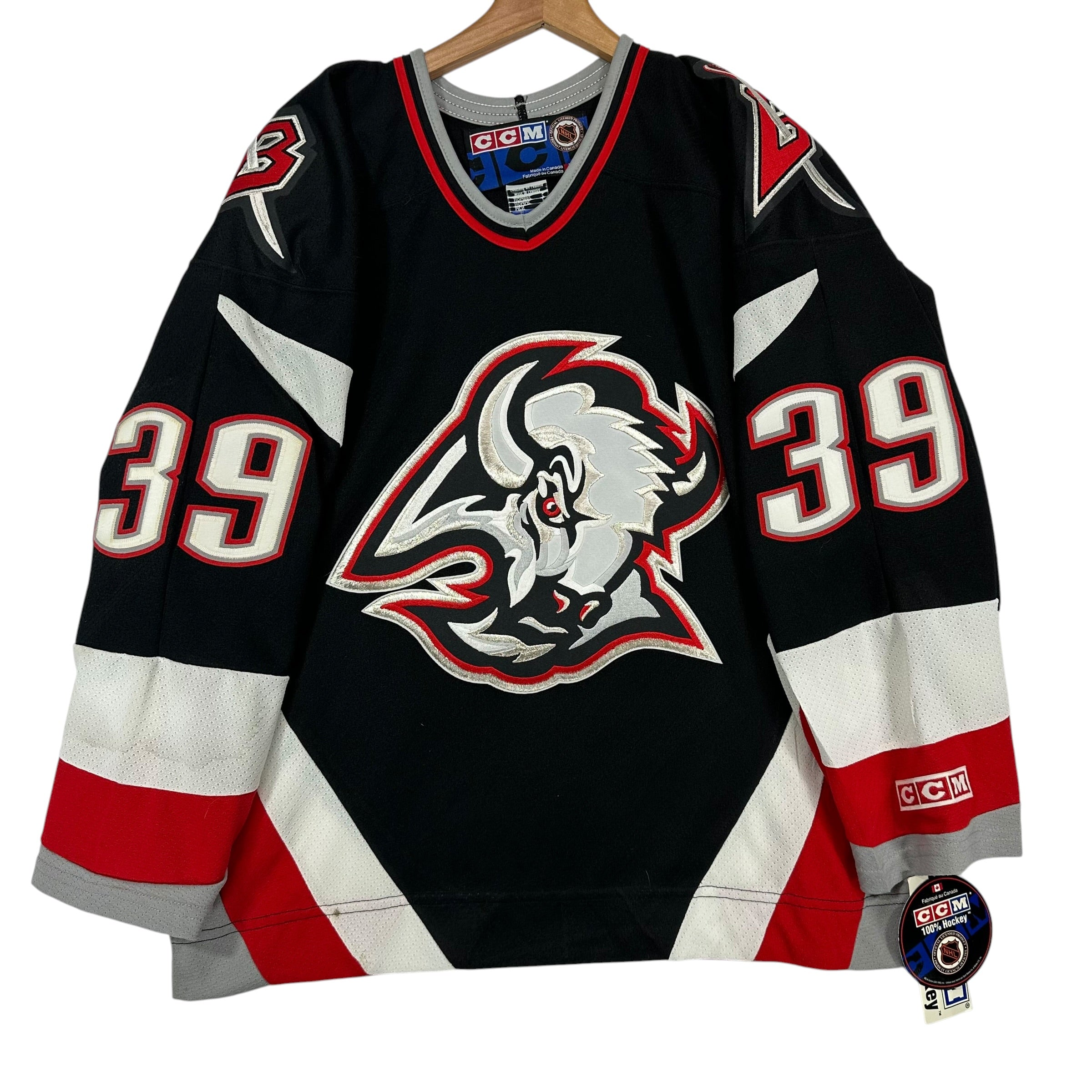 Vintage Buffalo Sabres Signed Dominik Hasek Jersey Small
