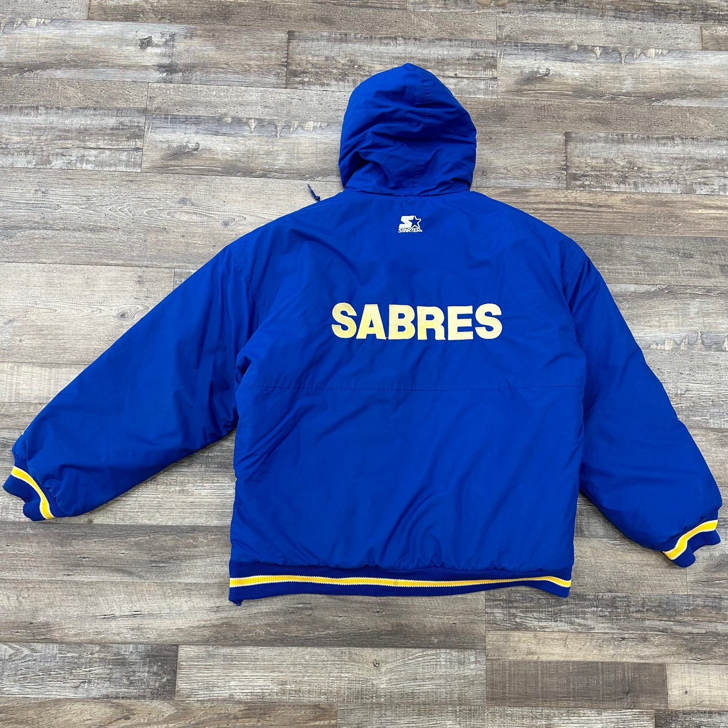 Vintage Buffalo Sabres Puffer Jacket Large