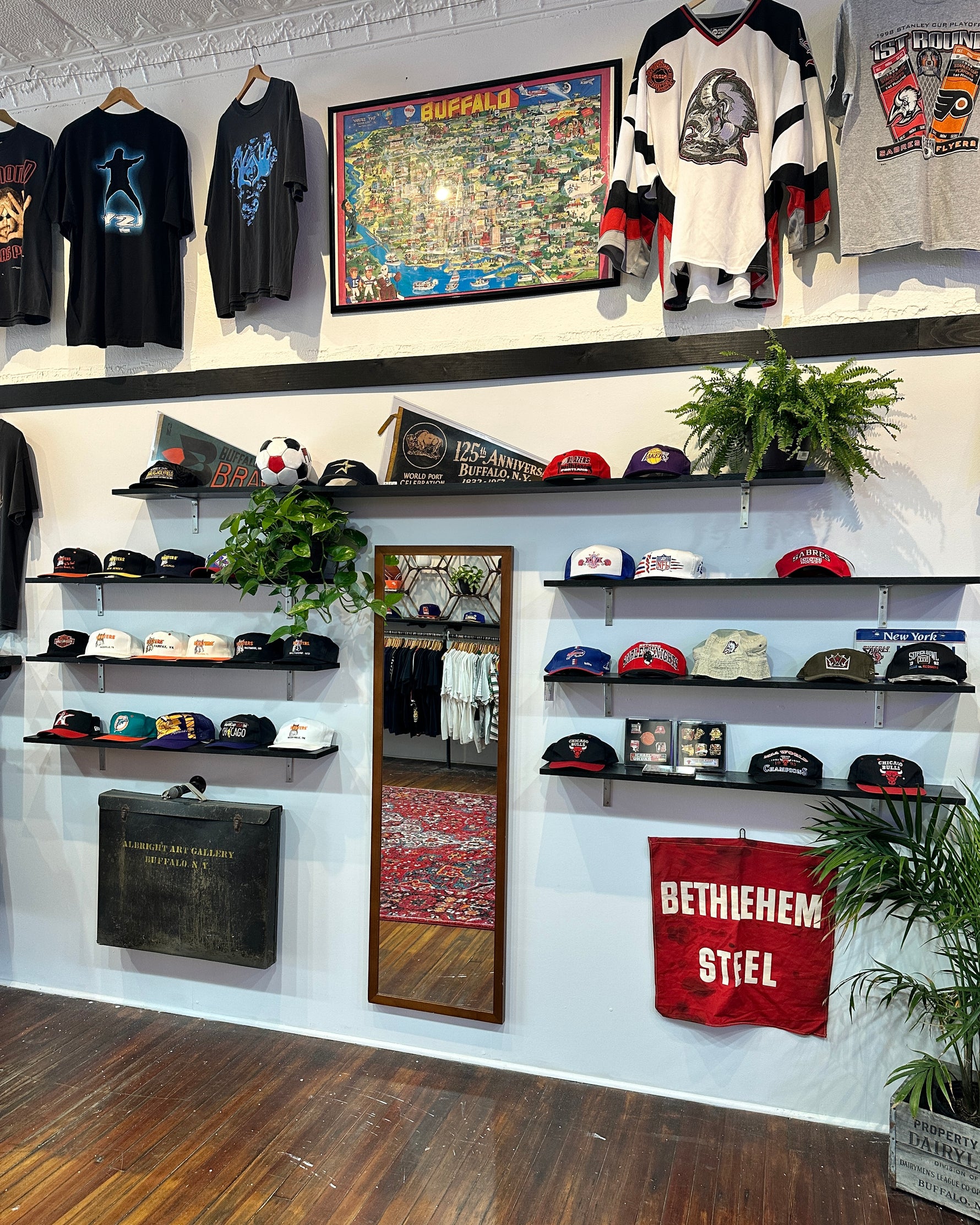 Queen City Vintage (Vintage Clothing, Streetwear, Shoes & Accessories)