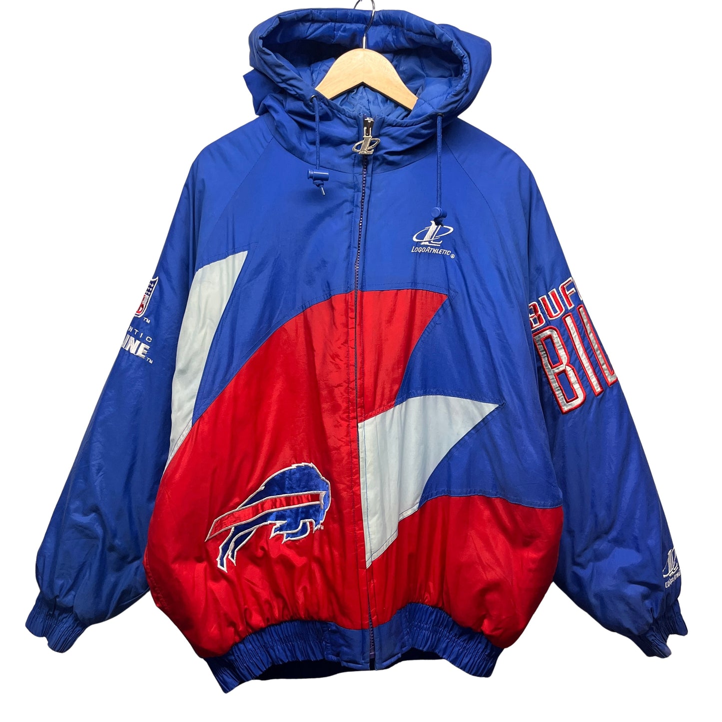 Vintage Buffalo Bills Logo Athletic Double Shark Tooth Puffer Jacket XL